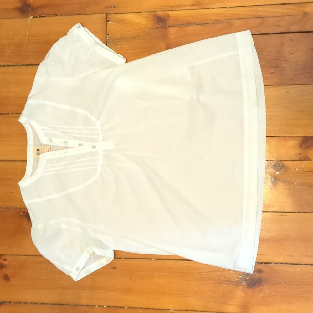 Dainty white blouse